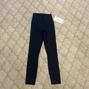 Lululemon NWT winder under 7/8 tight